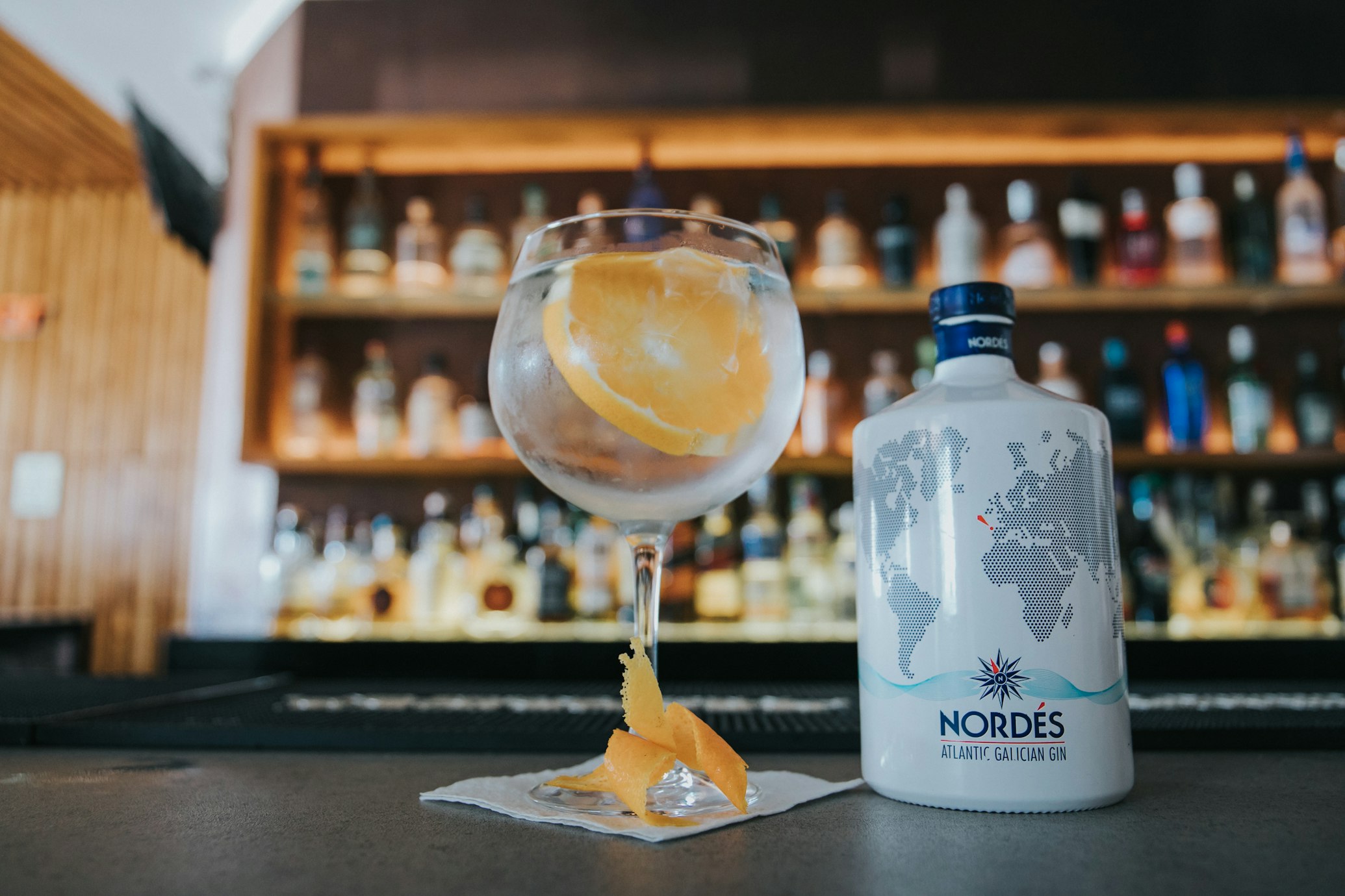 Gin-Guide 2026: Die botanische Reise vom Wacholder zum Lifestyle-Kult